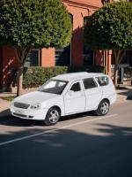 Машинка металлическая инерционная Технопарк "lada priora" 12 см, белая купить